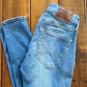 Men's super skinny advanced stretch Hollister jeans size 29x32